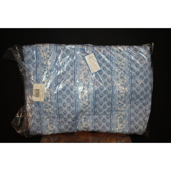 Longaberger Weekender Garment Bag Provencial Cottage Paisley 22x52"  NEW - Picture 1 of 1